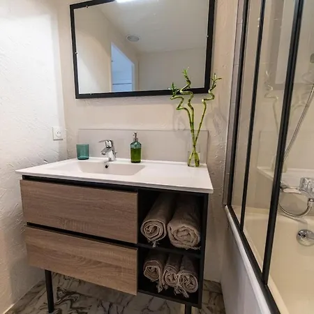 Cozy Sea View For 2 People *