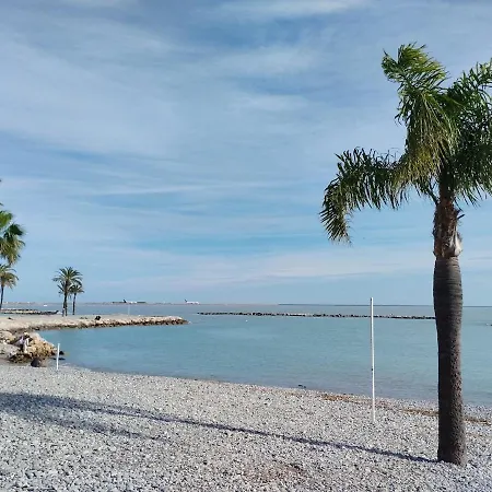 Cozy Sea View For 2 People