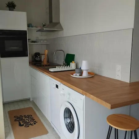 Cozy Sea View For 2 People Апартаменты Сен-Лоран-дю-Вар