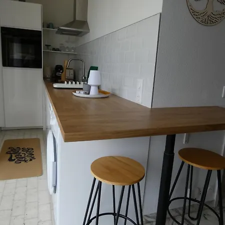 Cozy Sea View For 2 People * Сен-Лоран-дю-Вар